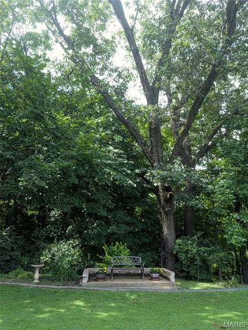 7 Fisher Lane, Greenville, IL 62246