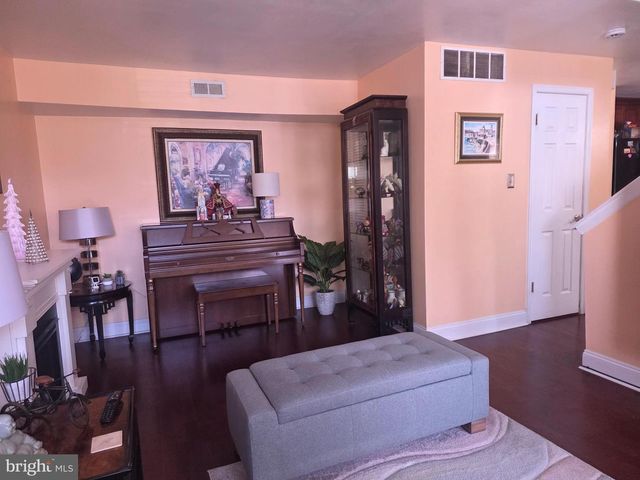 1502 ROBERTS WAY, Voorhees, NJ 08043