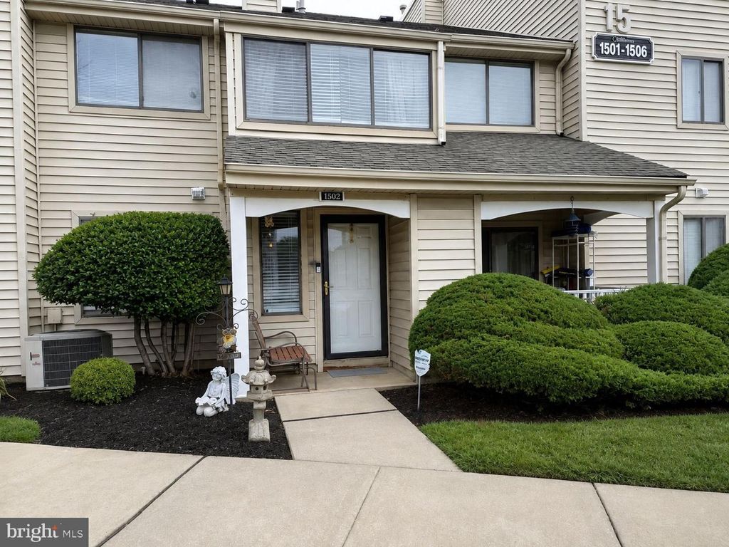 1502 ROBERTS WAY, Voorhees, NJ 08043