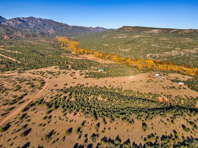 8200 County Road 132, Penrose, CO 81240