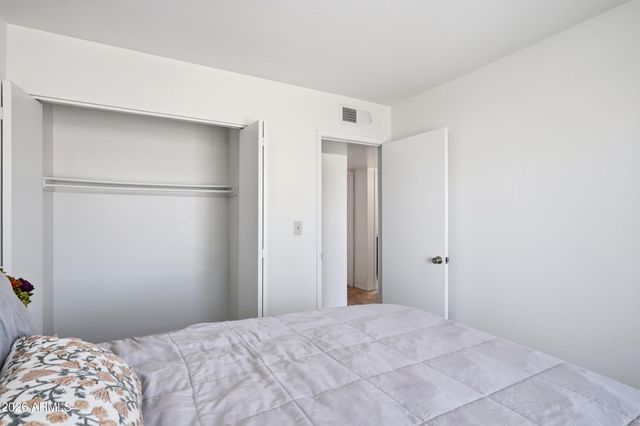1029 W CARTER Drive, Tempe, AZ 85282