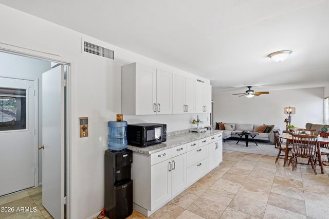 1029 W CARTER Drive, Tempe, AZ 85282