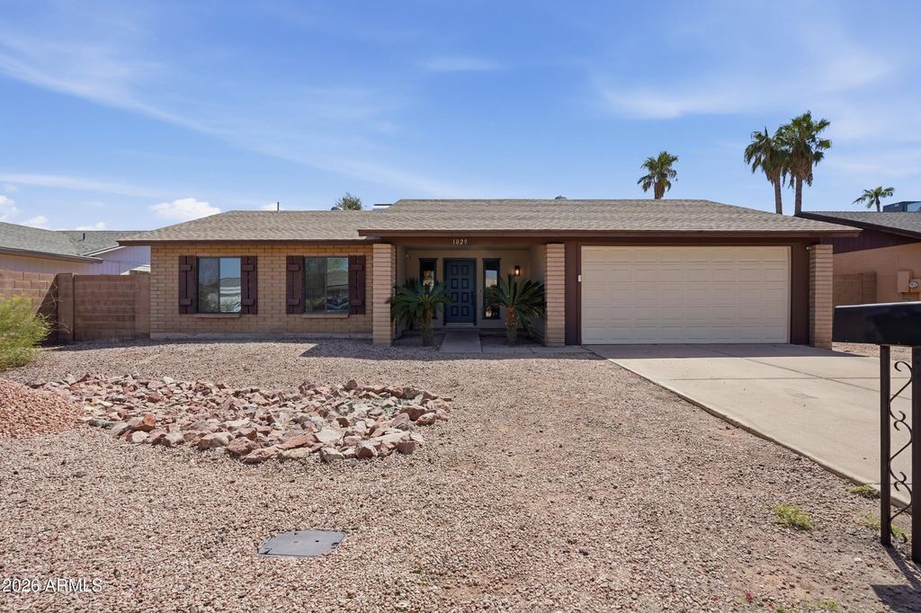 1029 W CARTER Drive, Tempe, AZ 85282