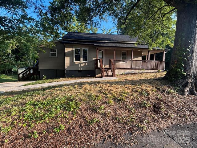638 Old Salisbury Road, Statesville, NC 28677