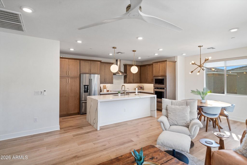 2121 W Sonoran Desert Drive 42, Phoenix, AZ 85085 — photo 2