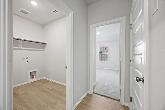 556 Stone Hollow Drive, Van Alstyne, TX 75495