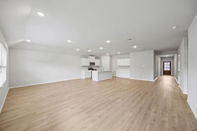 556 Stone Hollow Drive, Van Alstyne, TX 75495