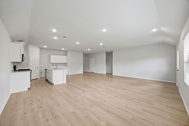 556 Stone Hollow Drive, Van Alstyne, TX 75495