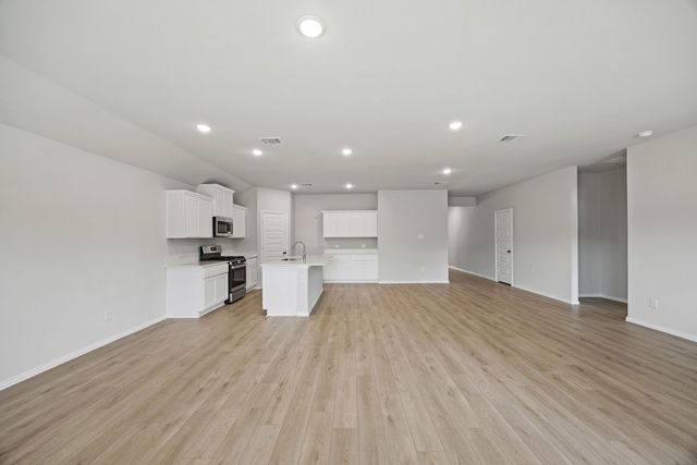 556 Stone Hollow Drive, Van Alstyne, TX 75495