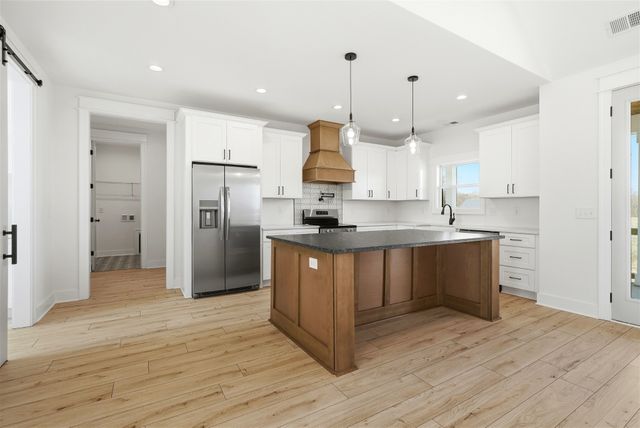 130 Roddy Road, Shelbyville, TN 37160