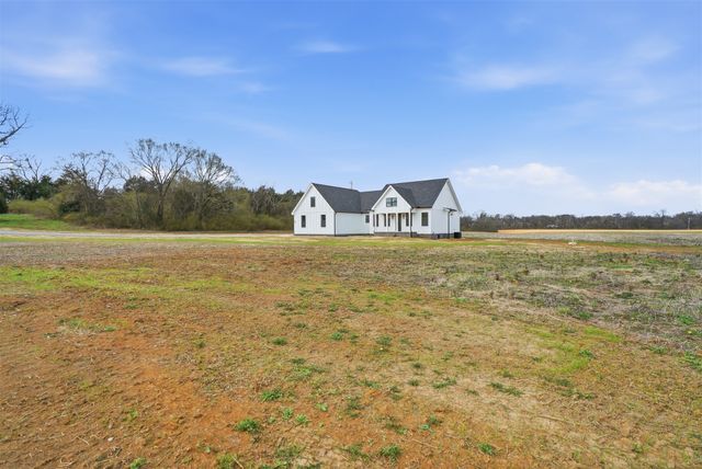 130 Roddy Road, Shelbyville, TN 37160