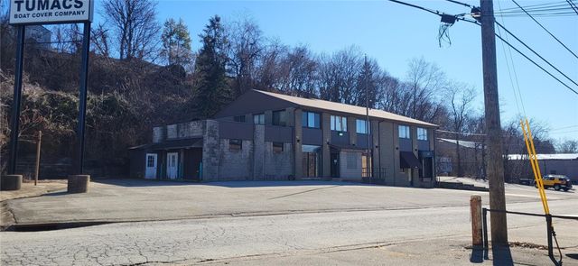 41 Terence Dr, Pleasant Hills, PA 15236