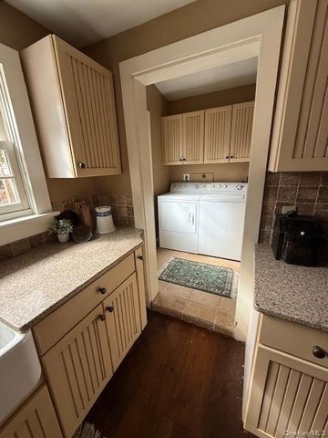 225 Christian Avenue, Stony Brook, NY 11790