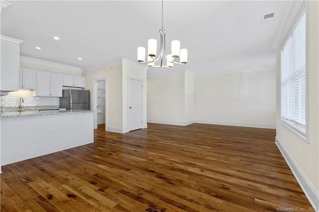 73 W Main Street 2, Clinton, CT 06413