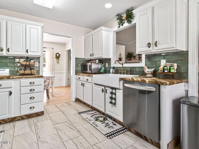 140 Baron Circle, Youngsville, NC 27596