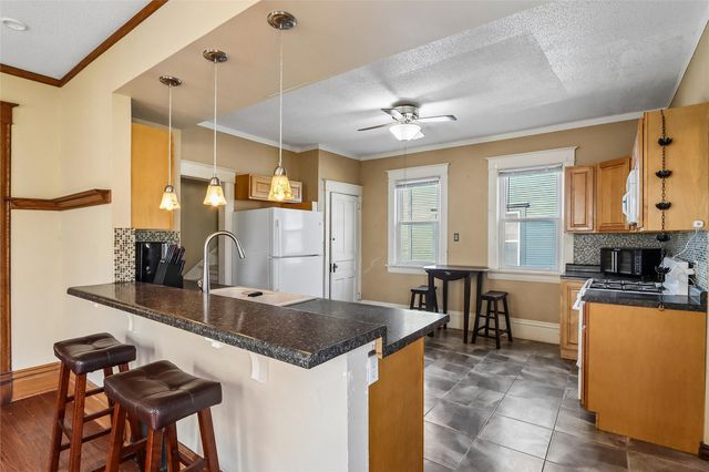 846 15th Street SE, Cedar Rapids, IA 52403