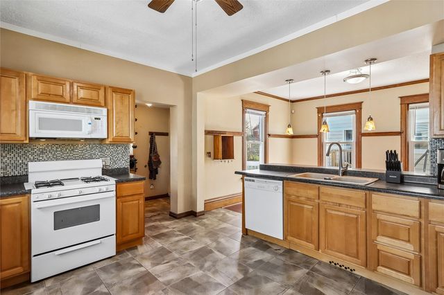 846 15th Street SE, Cedar Rapids, IA 52403