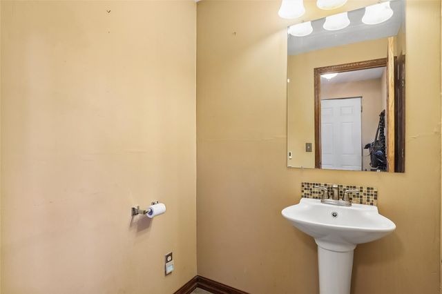 846 15th Street SE, Cedar Rapids, IA 52403