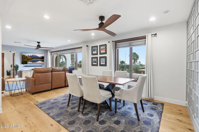 2320 E LINCOLN Way, Phoenix, AZ 85020