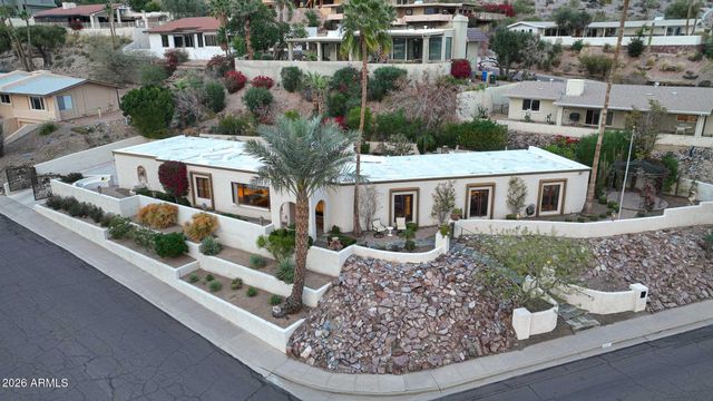 2320 E LINCOLN Way, Phoenix, AZ 85020