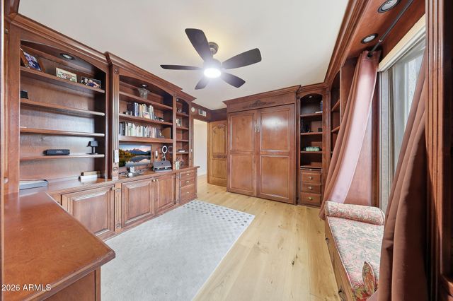 2320 E LINCOLN Way, Phoenix, AZ 85020