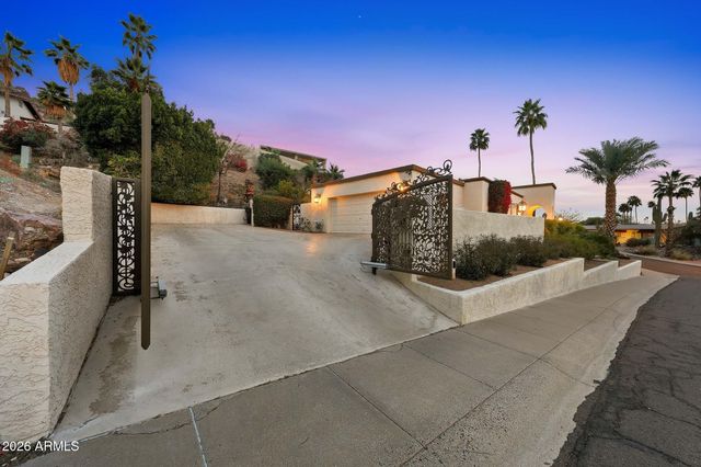 2320 E LINCOLN Way, Phoenix, AZ 85020