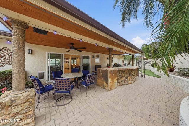 2320 E LINCOLN Way, Phoenix, AZ 85020