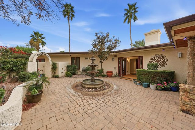 2320 E LINCOLN Way, Phoenix, AZ 85020