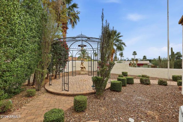 2320 E LINCOLN Way, Phoenix, AZ 85020