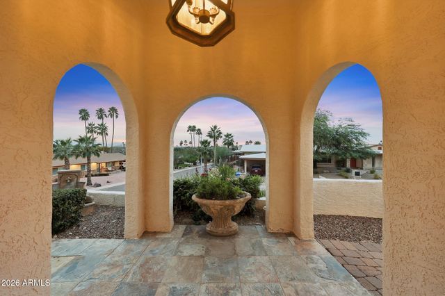 2320 E LINCOLN Way, Phoenix, AZ 85020