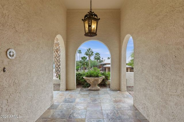 2320 E LINCOLN Way, Phoenix, AZ 85020