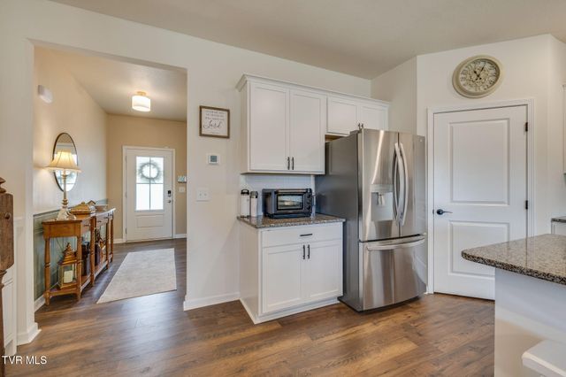 806 Barley Loop, Jonesborough, TN 37659