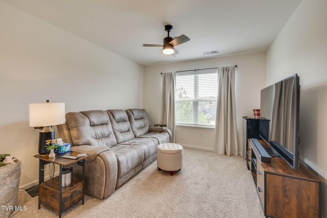 806 Barley Loop, Jonesborough, TN 37659