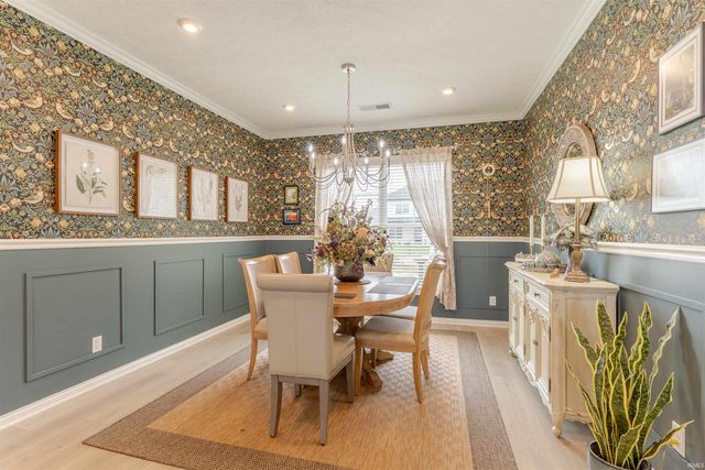 5512 Abbe Wood Drive, Newburgh, IN 47630