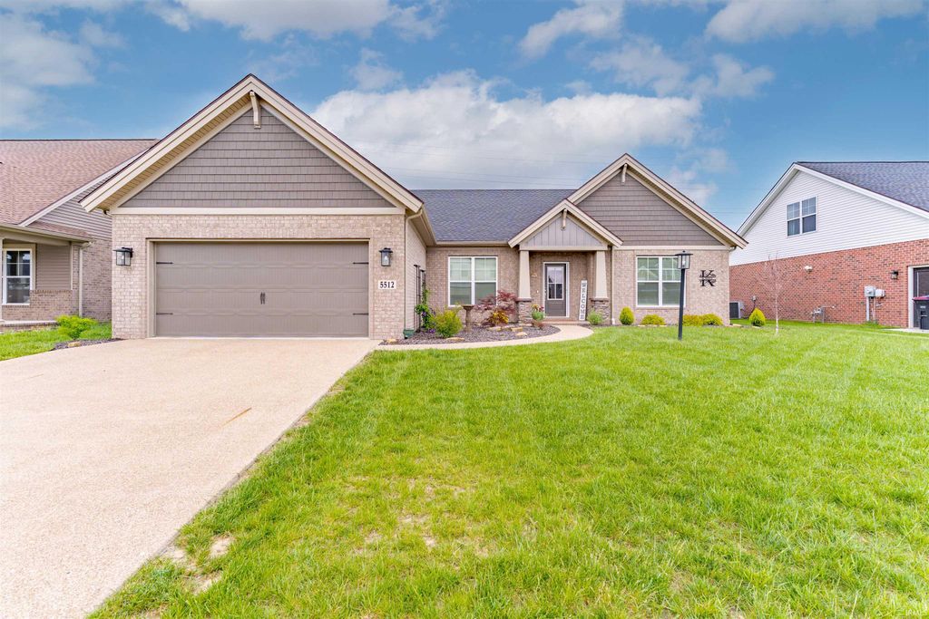 5512 Abbe Wood Drive, Newburgh, IN 47630