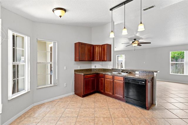 1079 SUNSHINE WAY SW, Winter Haven, FL 33880