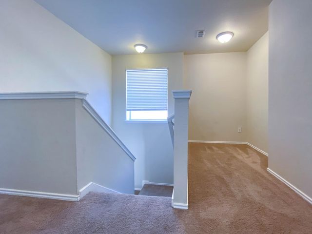 18000 Great Basin Ave, Pflugerville, TX 78660