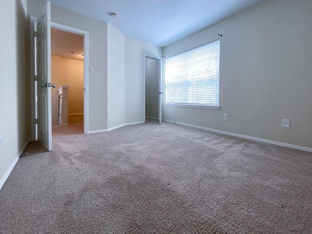 18000 Great Basin Ave, Pflugerville, TX 78660