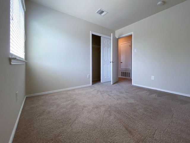 18000 Great Basin Ave, Pflugerville, TX 78660