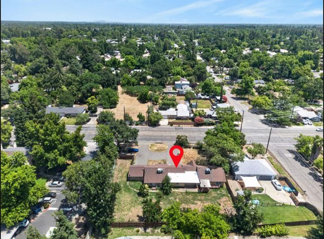 2709-2711 Walnut Ave, Carmichael, CA 95608