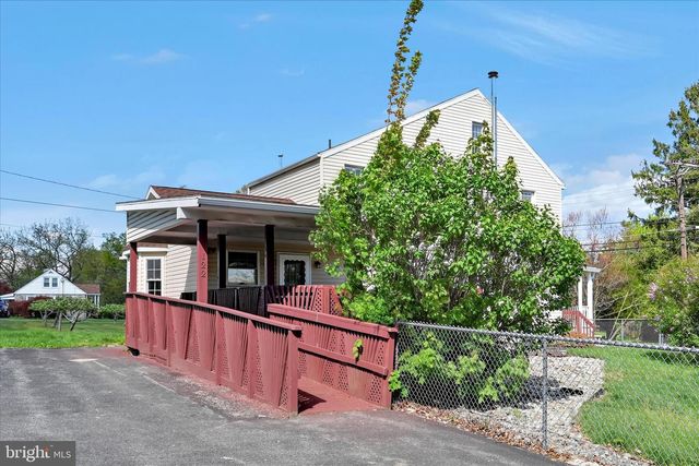 122 SKYLINE DR, Reading, PA 19606
