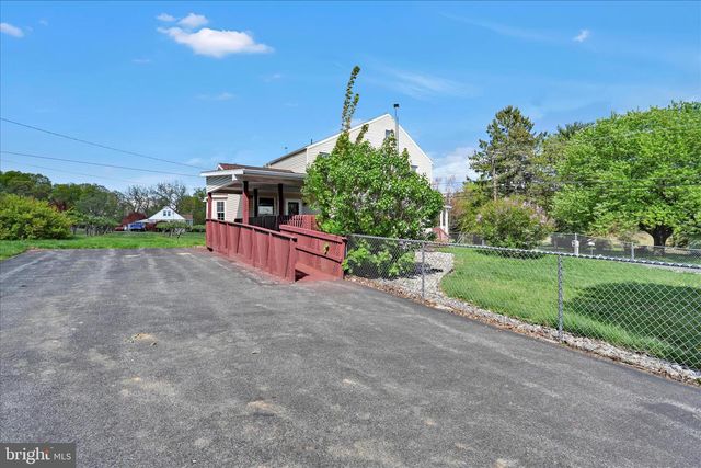 122 SKYLINE DR, Reading, PA 19606