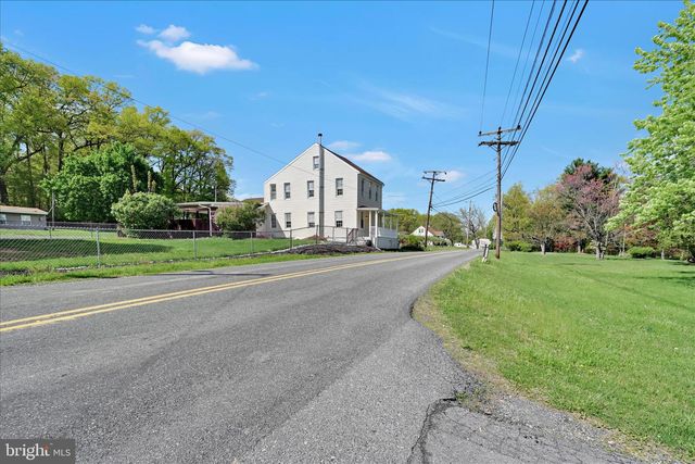122 SKYLINE DR, Reading, PA 19606