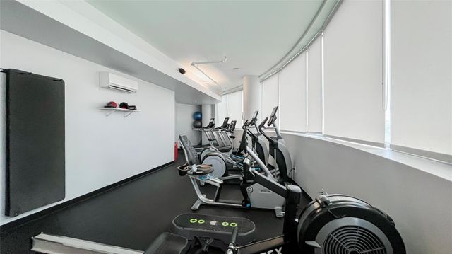 603 Davis ST 2204, Austin, TX 78701