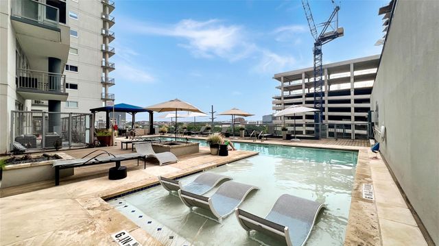 603 Davis ST 2204, Austin, TX 78701
