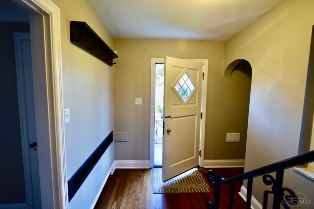 3255 Linwood Avenue, Cincinnati, OH 45226