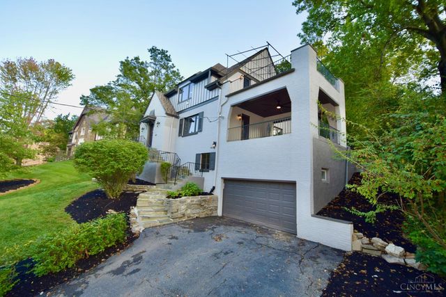 3255 Linwood Avenue, Cincinnati, OH 45226