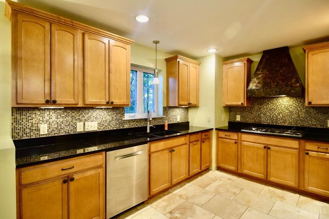 3255 Linwood Avenue, Cincinnati, OH 45226