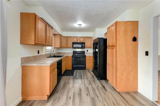15810 Valentine Street, Belton, MO 64012