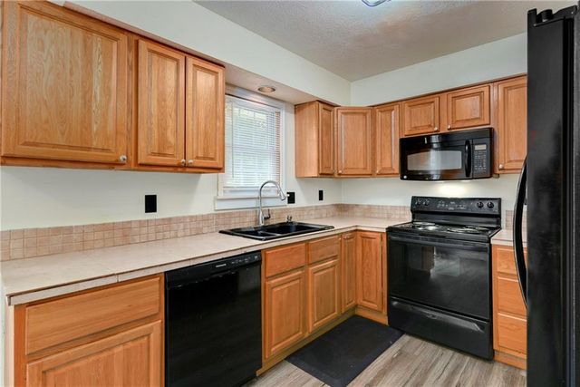 15810 Valentine Street, Belton, MO 64012